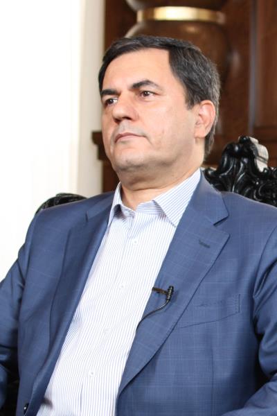  دکتر محمد حسین بهزاد مقدم (مدیرعامل بیمارستان عرفان نیایش)