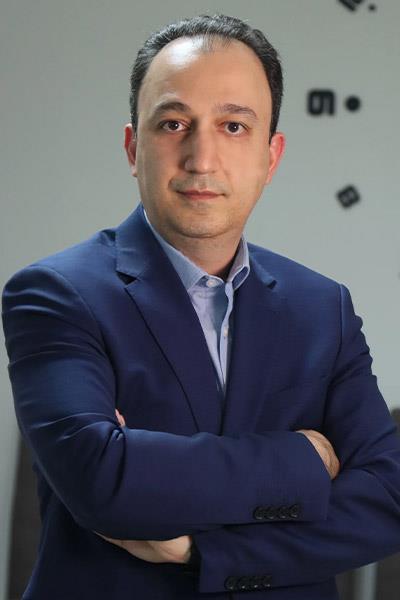  دکتر علیرضا فروتن