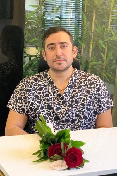  دکتر شاهین شمس لاهیجانی