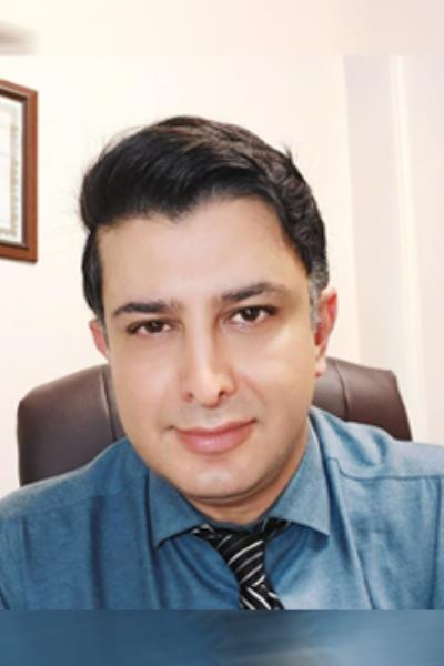  دکتر  علی آرام نیا